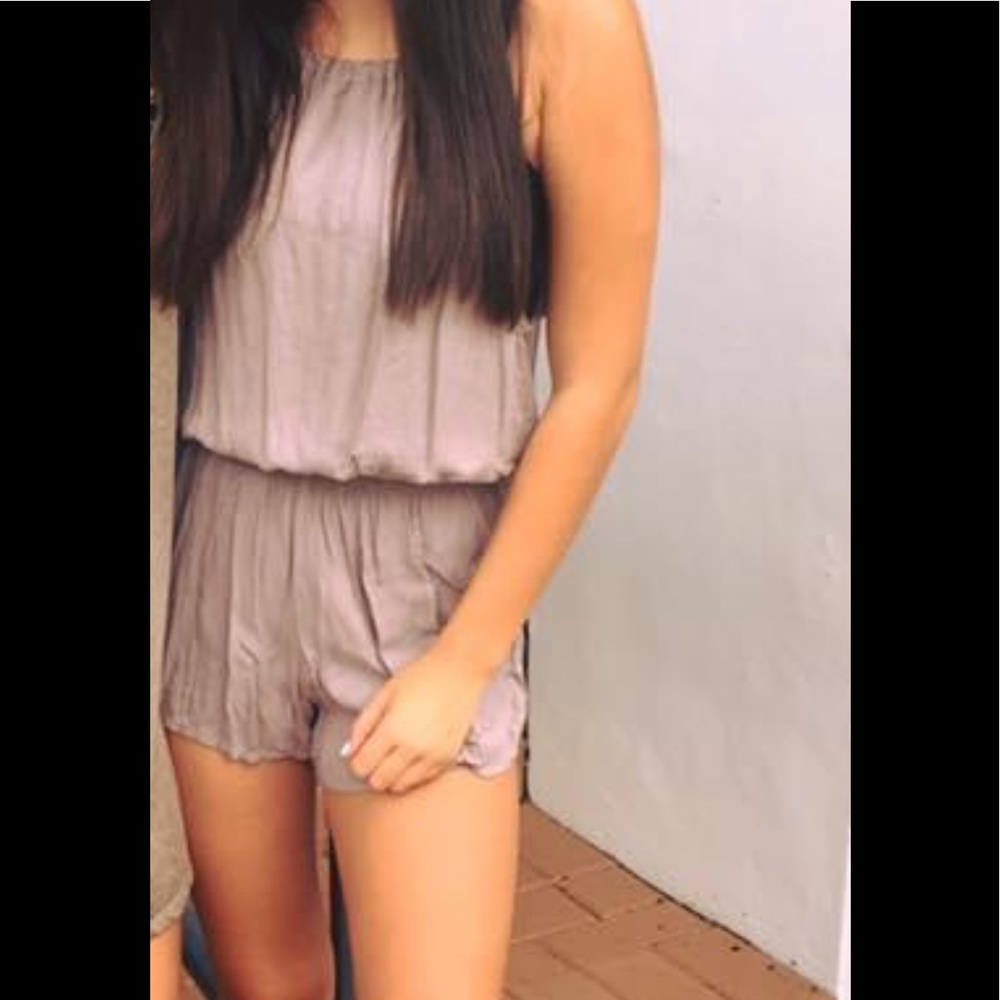 BRANDY MELVILLE ROMPER